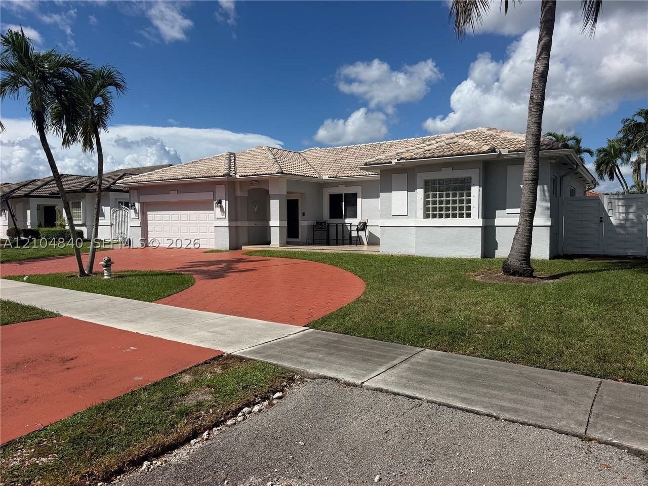 9011 Nw 162nd Ter #9011 - Photo 4 of 30