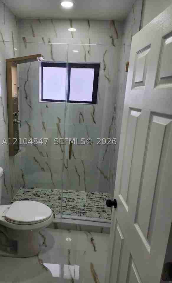 2870 Sw 26th St #4 - Photo 2 of 4
