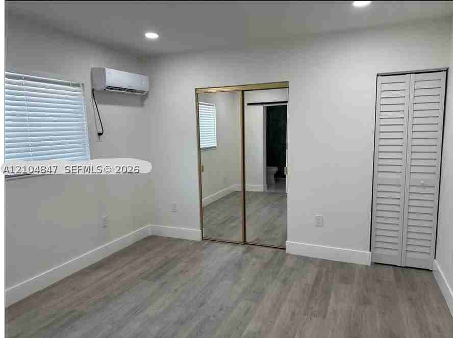 2870 Sw 26th St #4 - Photo 4 of 4