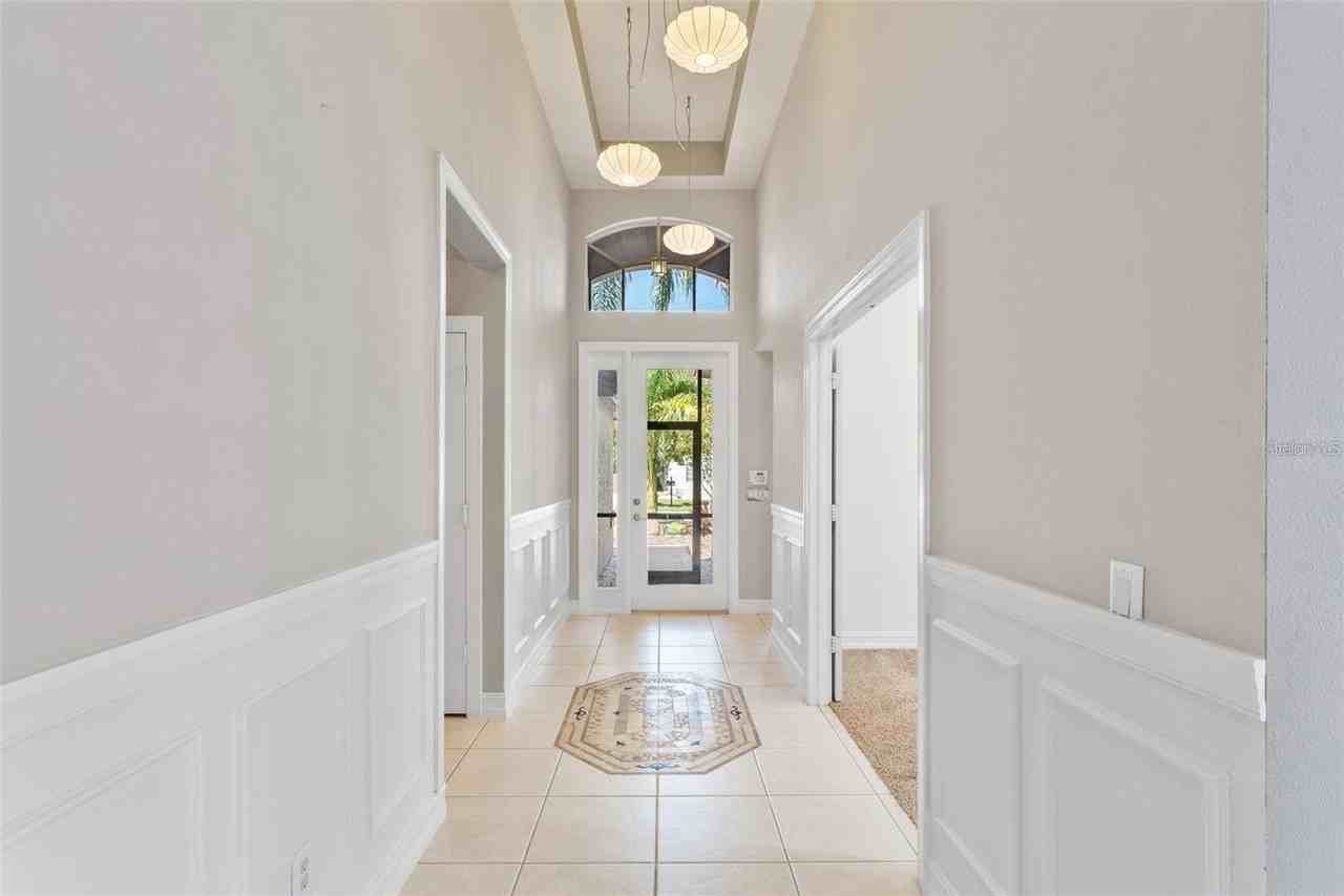 4925 Sandy Brook Cir - Photo 4 of 46