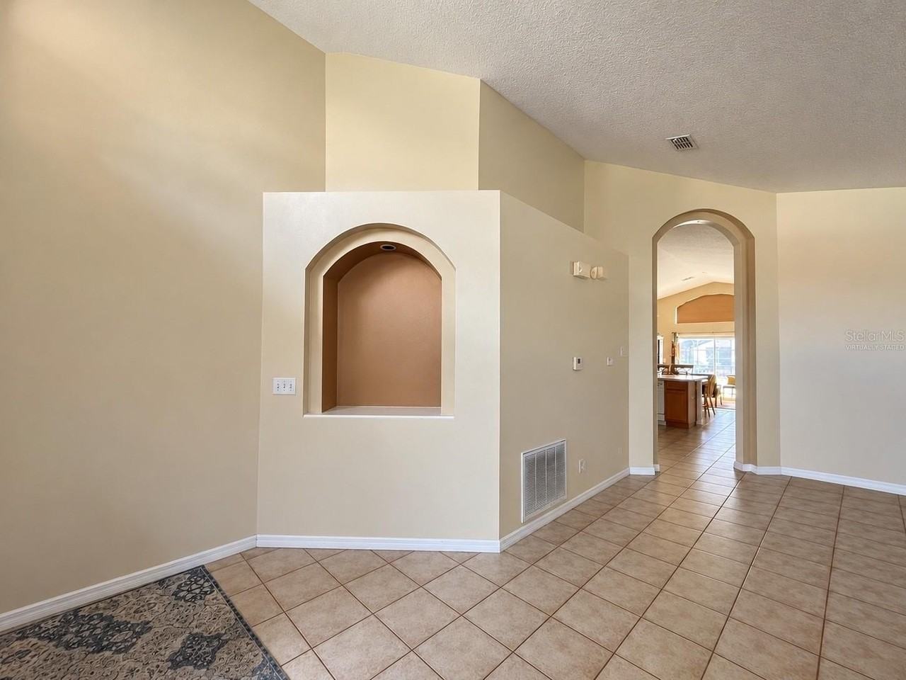 1133 Solana Cir - Photo 5 of 5