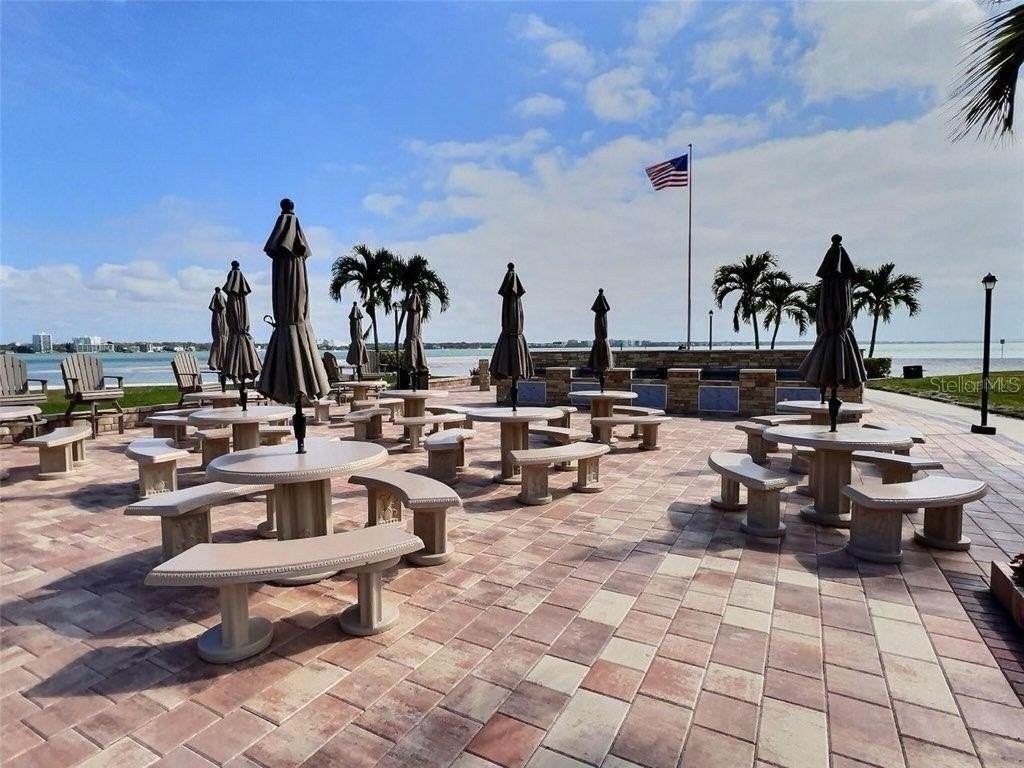 855 Bayway Blvd #806 - Photo 3 of 41