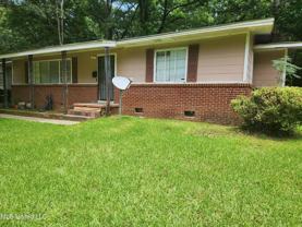 3052 Woodside Dr - Photo 1 of 1
