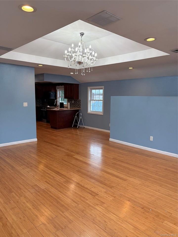 12029 144th St - Photo 7 of 17