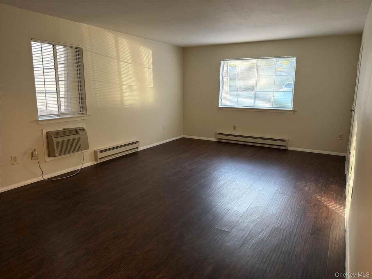 307 Fox Run Ln - Photo 4 of 13