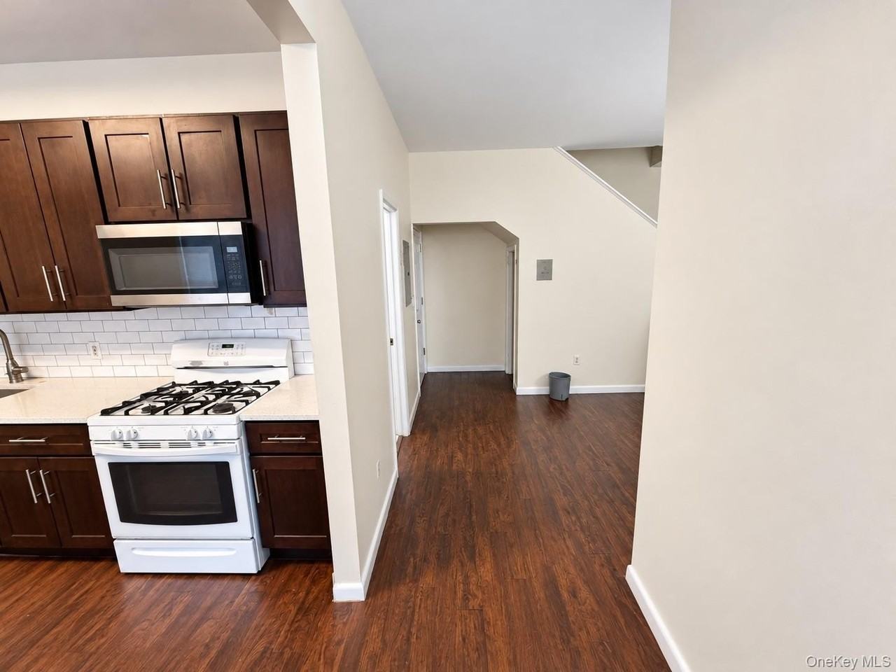 89 Market St #2ndFLRIGHT - Photo 5 of 16