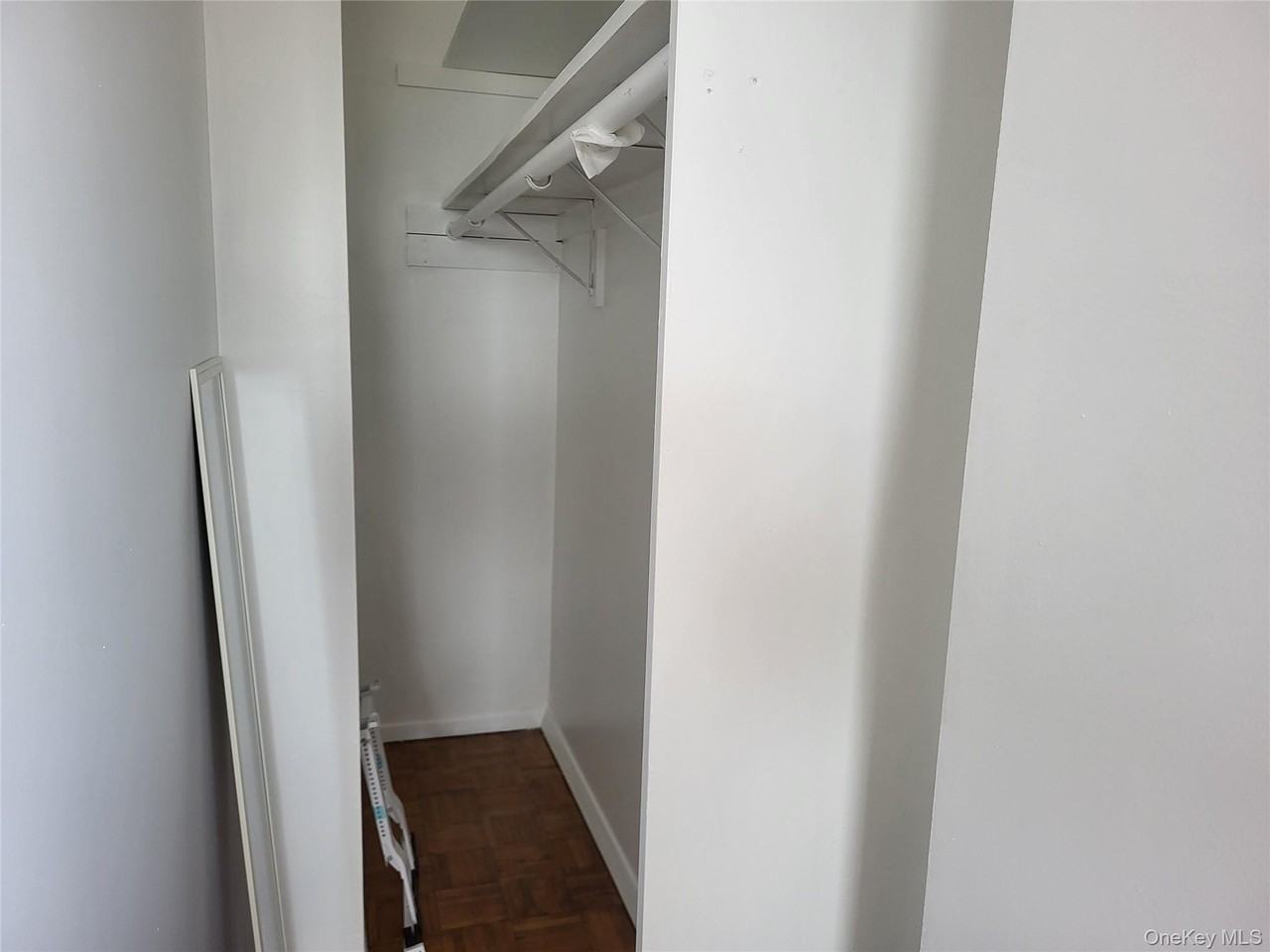 5409 108th St #6A - Photo 4 of 7