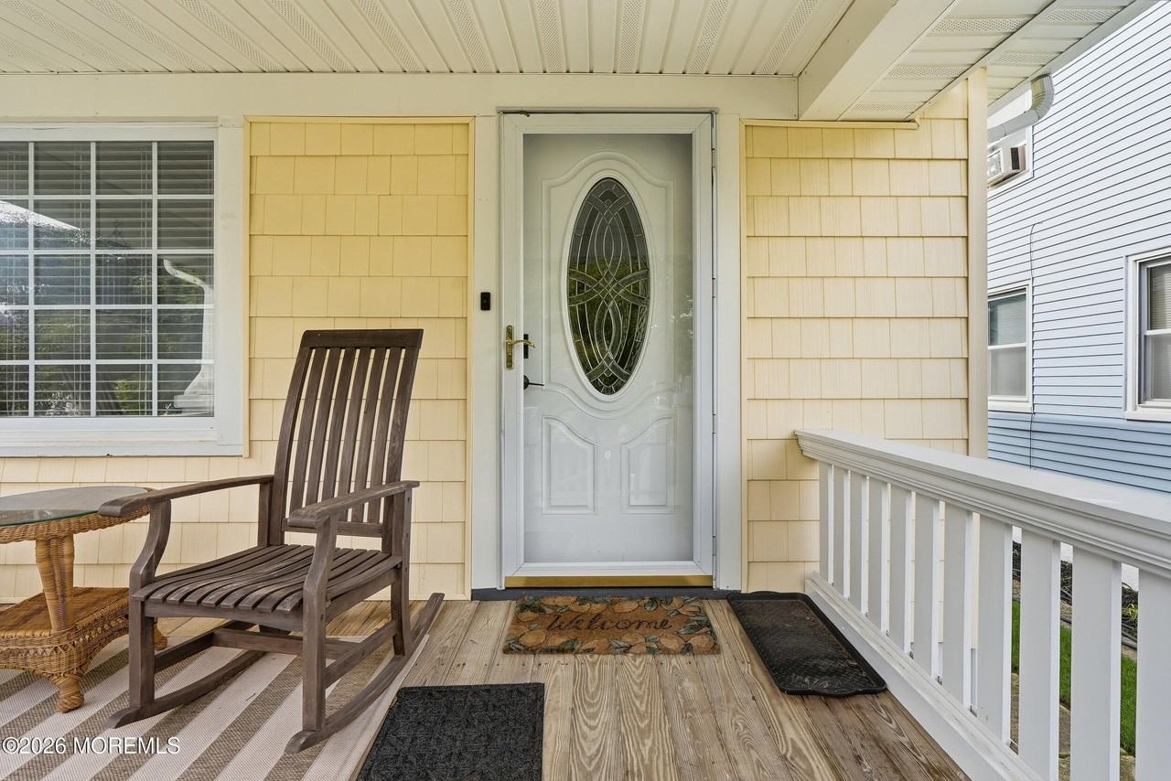 1224 8th Ave - Photo 4 of 36