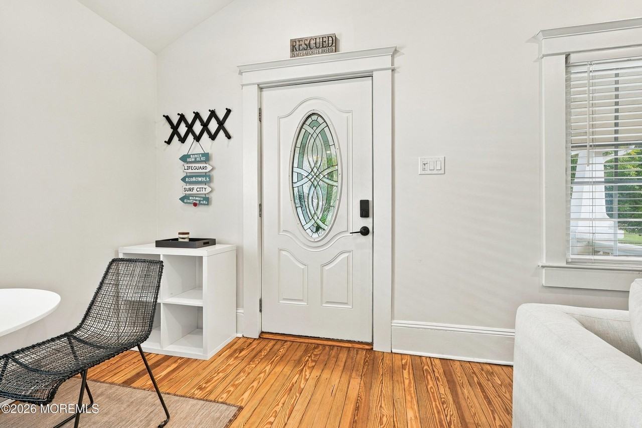 1224 8th Ave - Photo 5 of 36