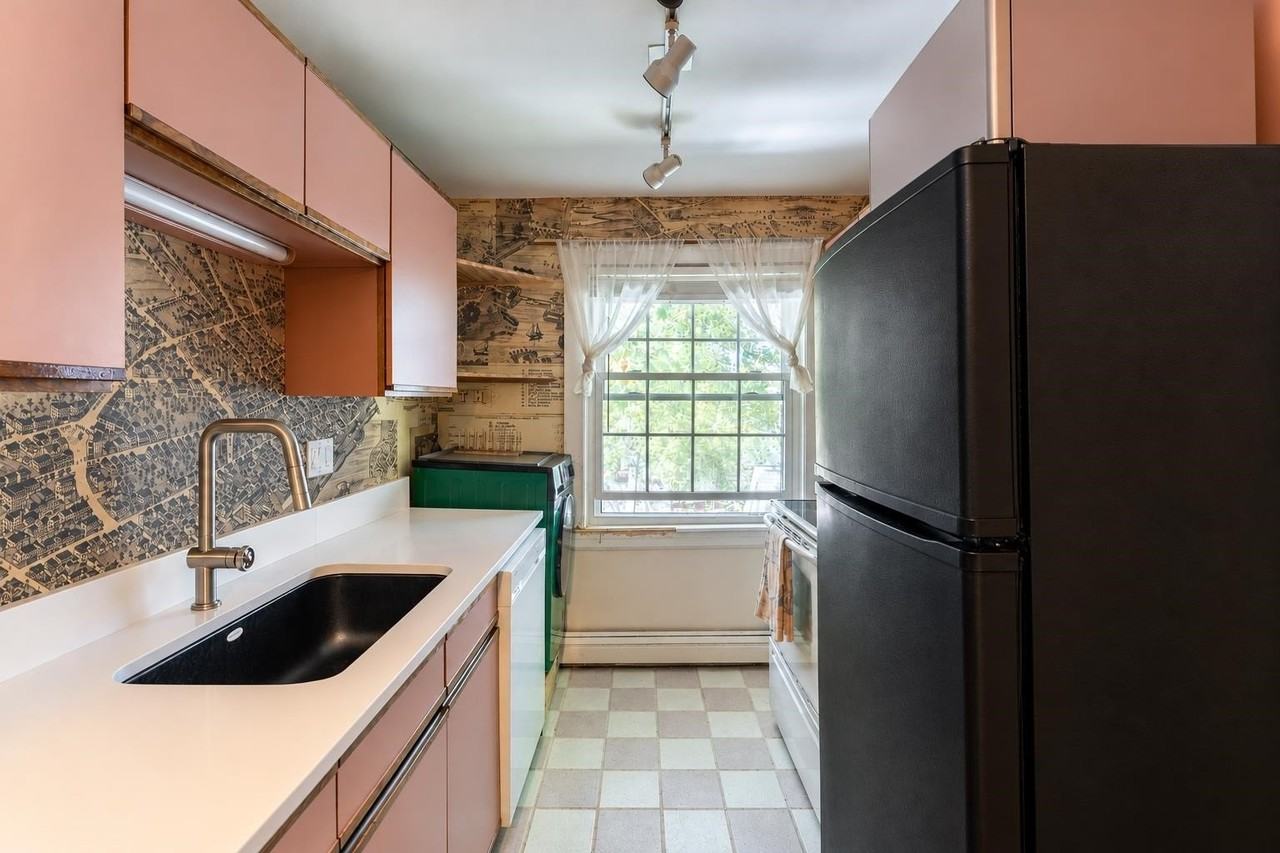 675 South St #8 - Photo 5 of 27