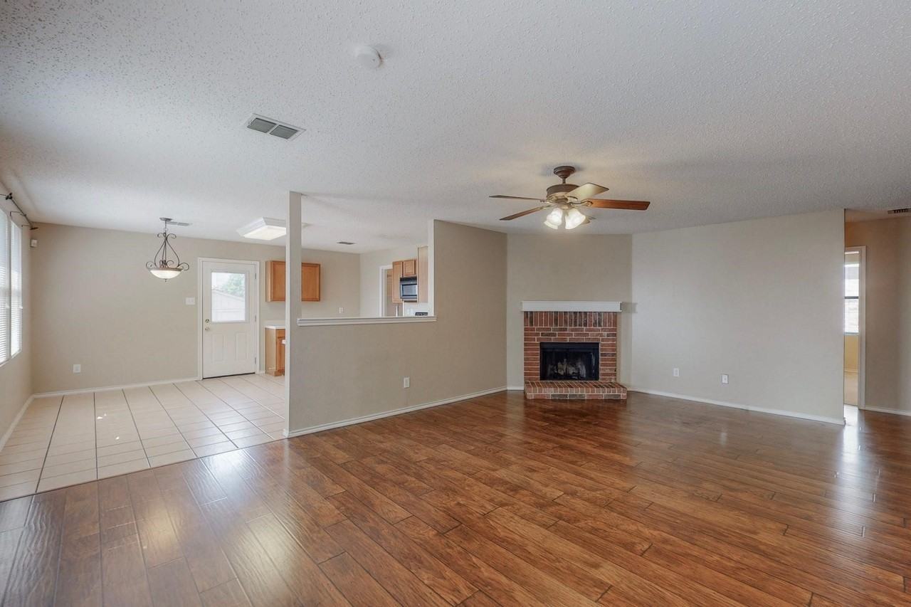 645 Granite Ridge Dr - Photo 2 of 6