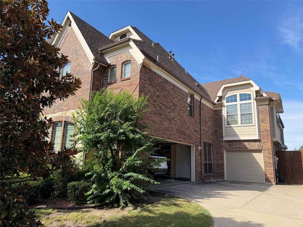 1209 Avondale Dr - Photo 2 of 22