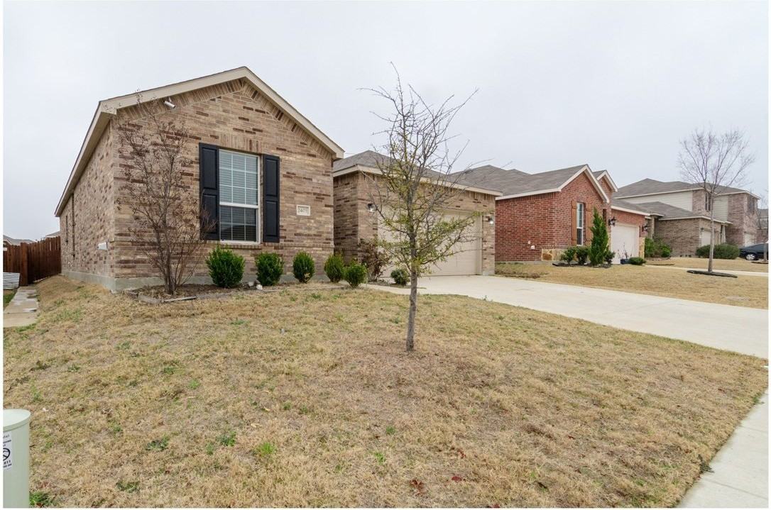2405 Gelbray Pl - Photo 2 of 19