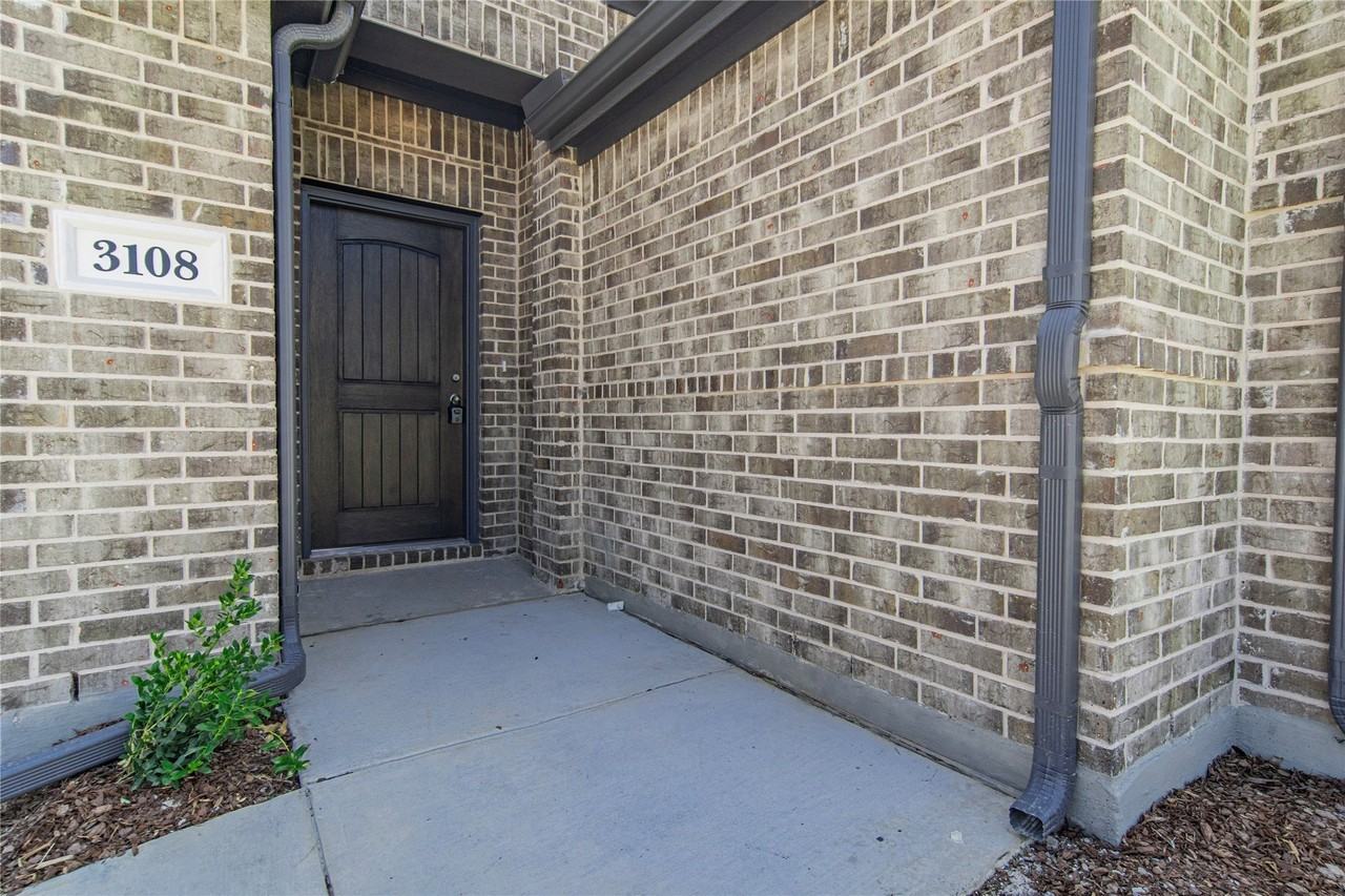 3108 Beau Daniel Dr - Photo 2 of 39
