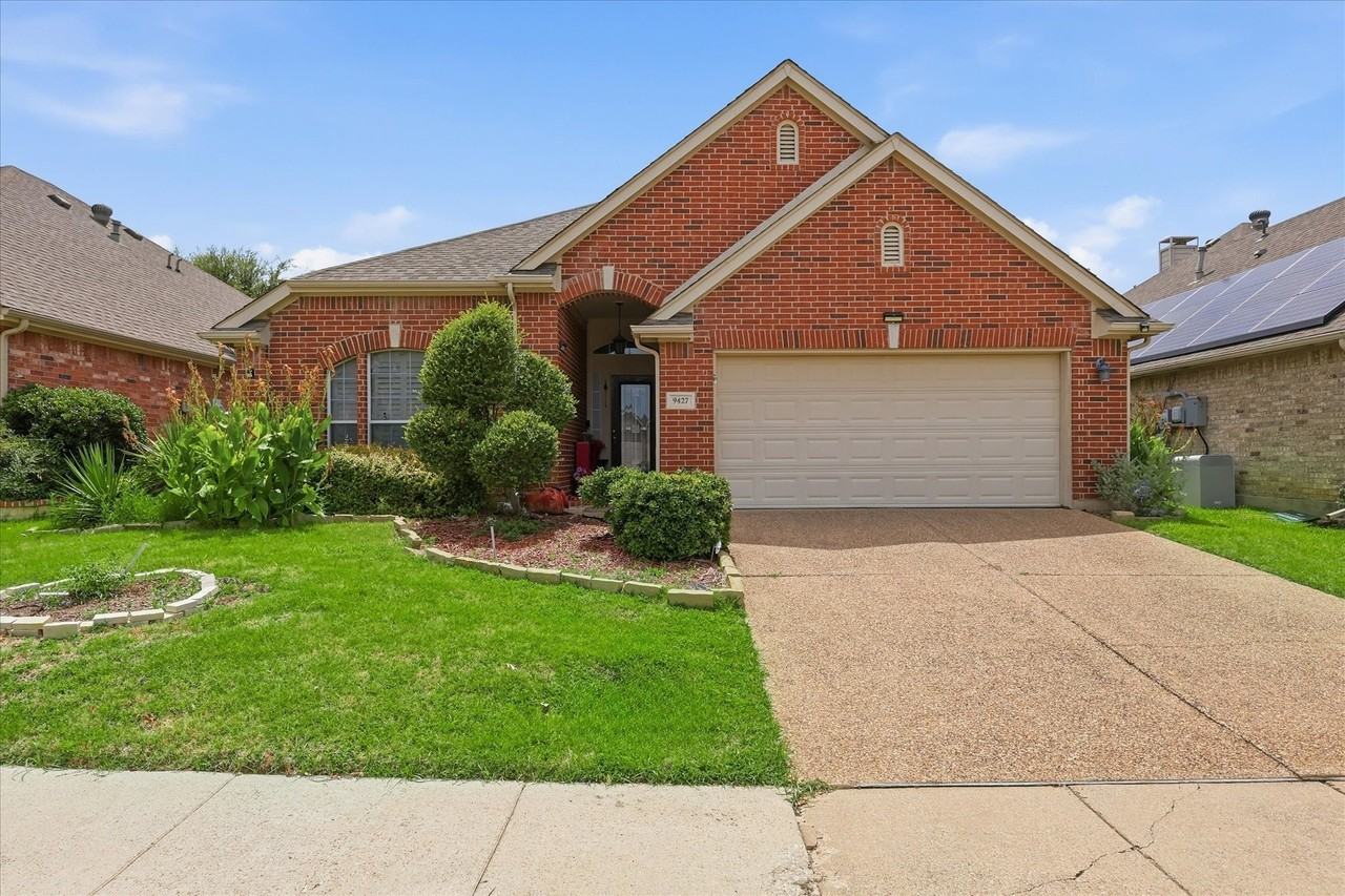 9427 Ponderosa Trl - Photo 2 of 29