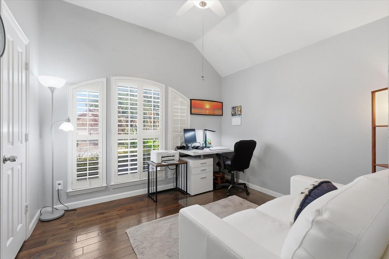 9427 Ponderosa Trl - Photo 6 of 29