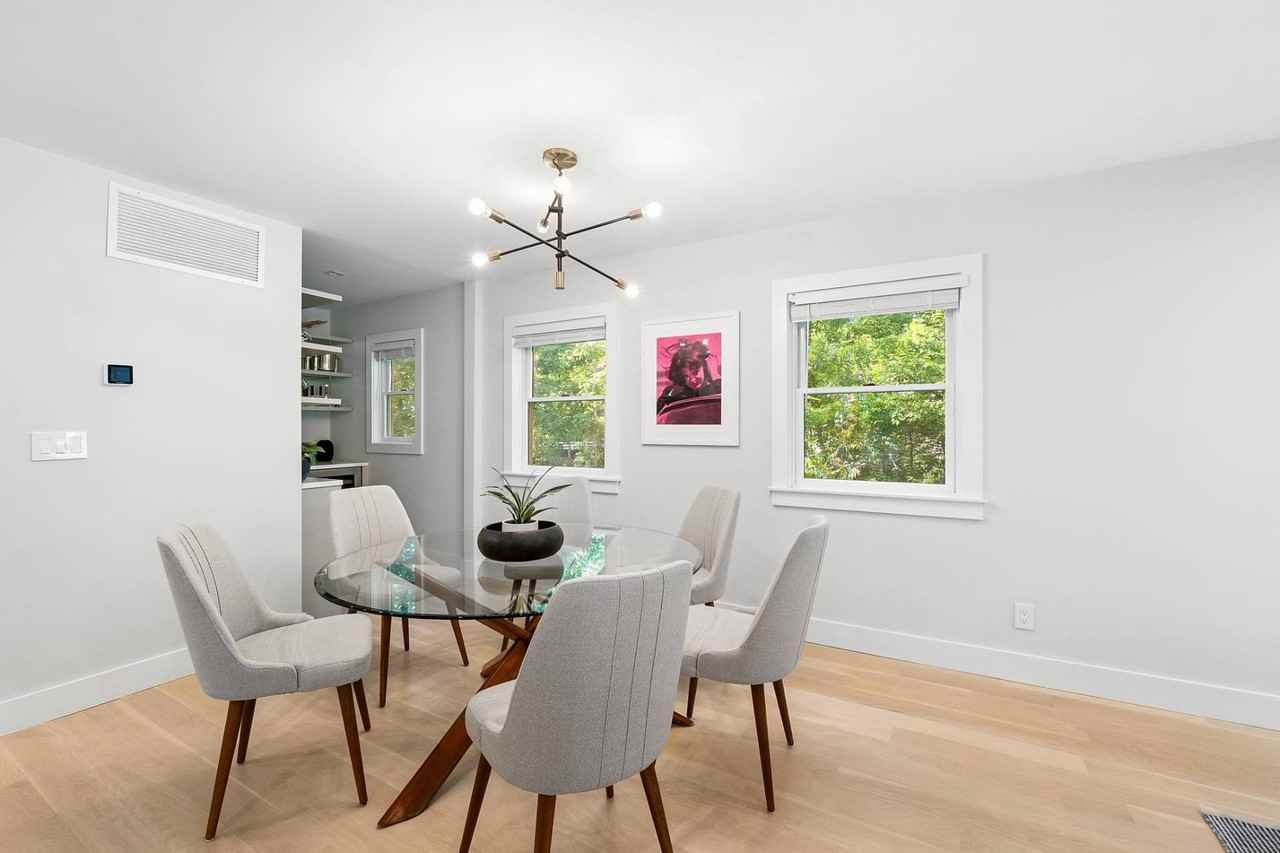49 Hamilton St - Photo 5 of 19