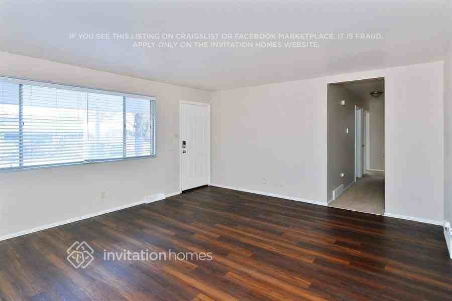 13630 E Dakota Pl - Photo 3 of 18