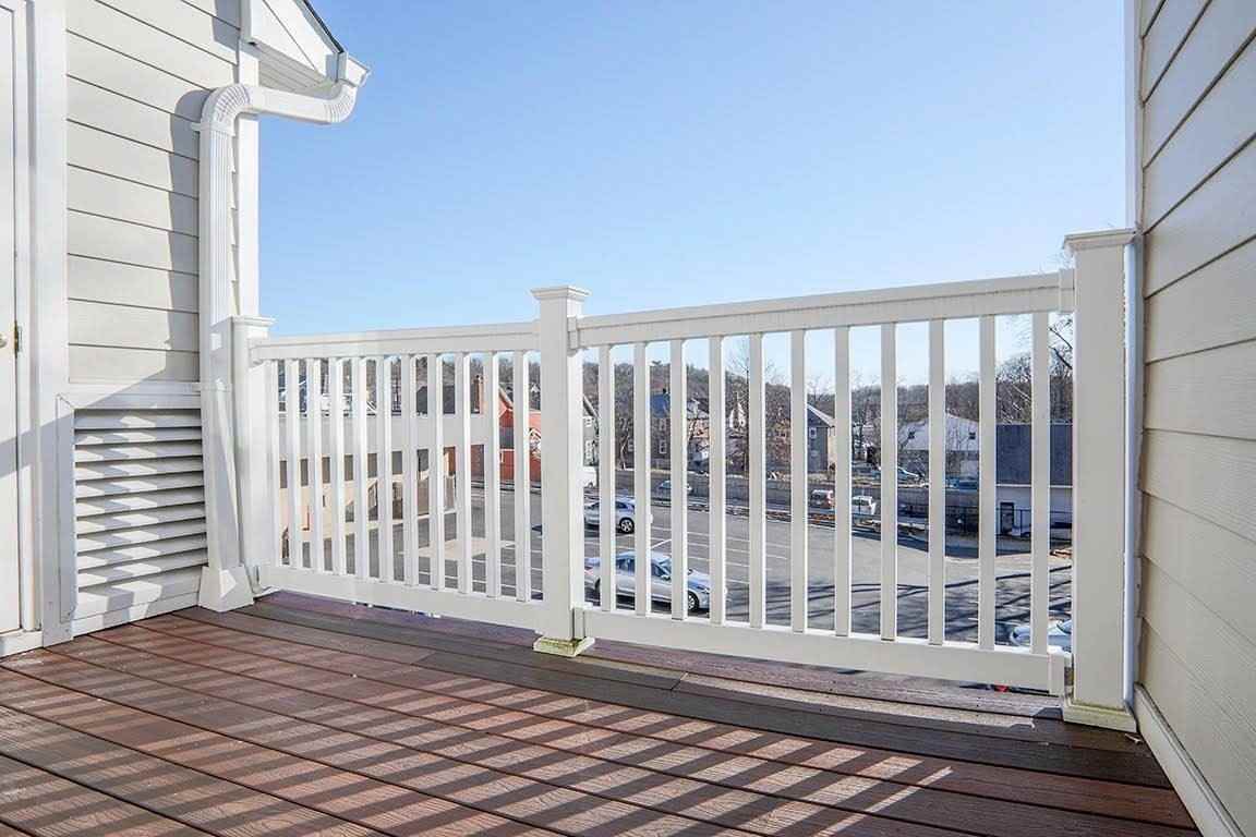 40 Cedar Swamp Rd #1002 - Photo 5 of 11