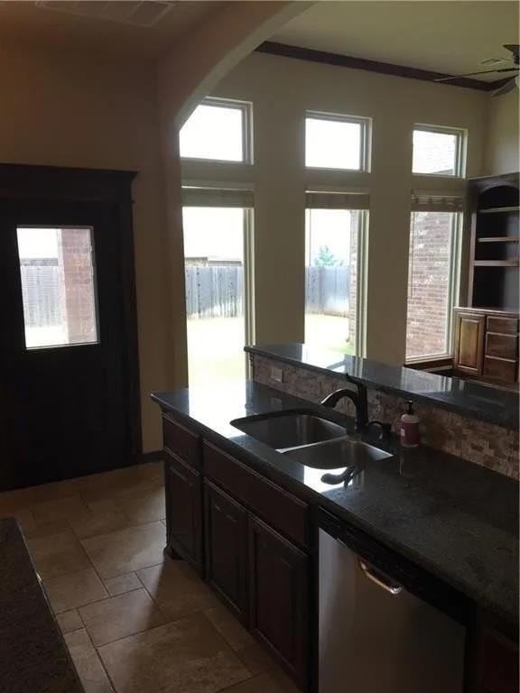3808 Normandy Rd - Photo 6 of 20