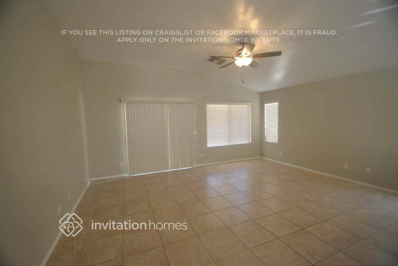 520 E Kent Ave - Photo 2 of 12