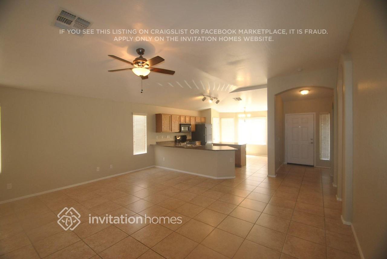 520 E Kent Ave - Photo 3 of 12