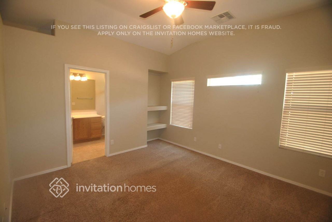 520 E Kent Ave - Photo 6 of 12
