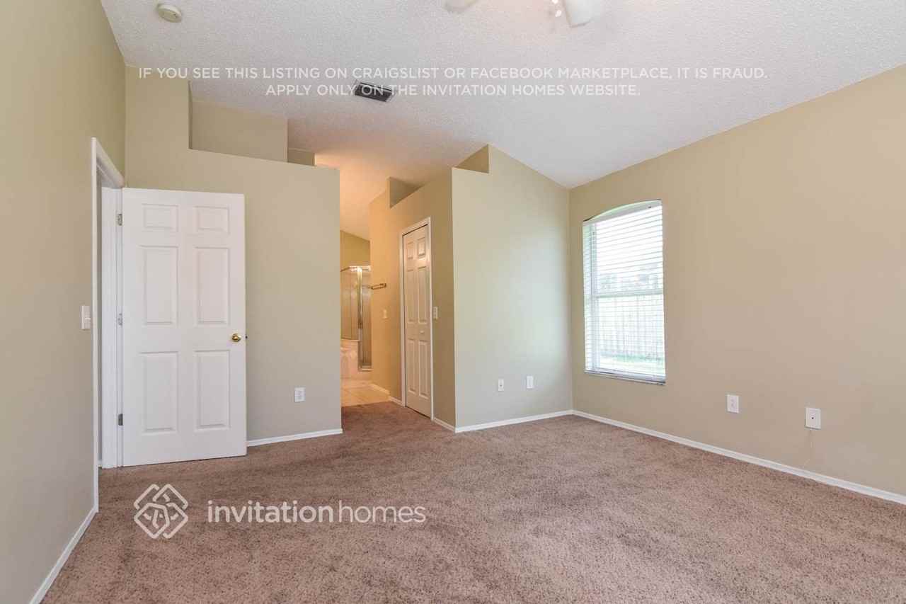 5431 Tughill Dr - Photo 3 of 20