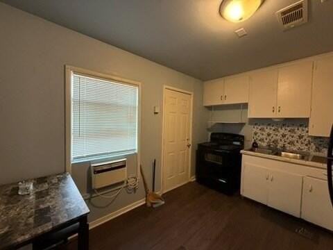 1102 N Carrizo St - Photo 4 of 11