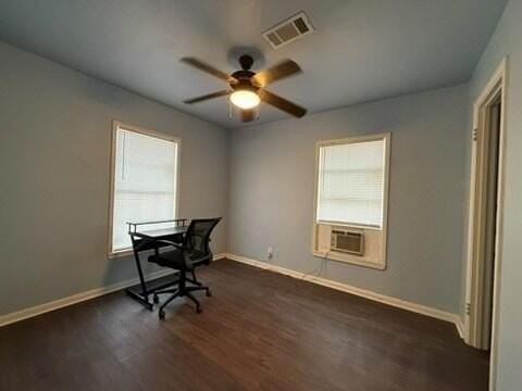 1102 N Carrizo St - Photo 7 of 11