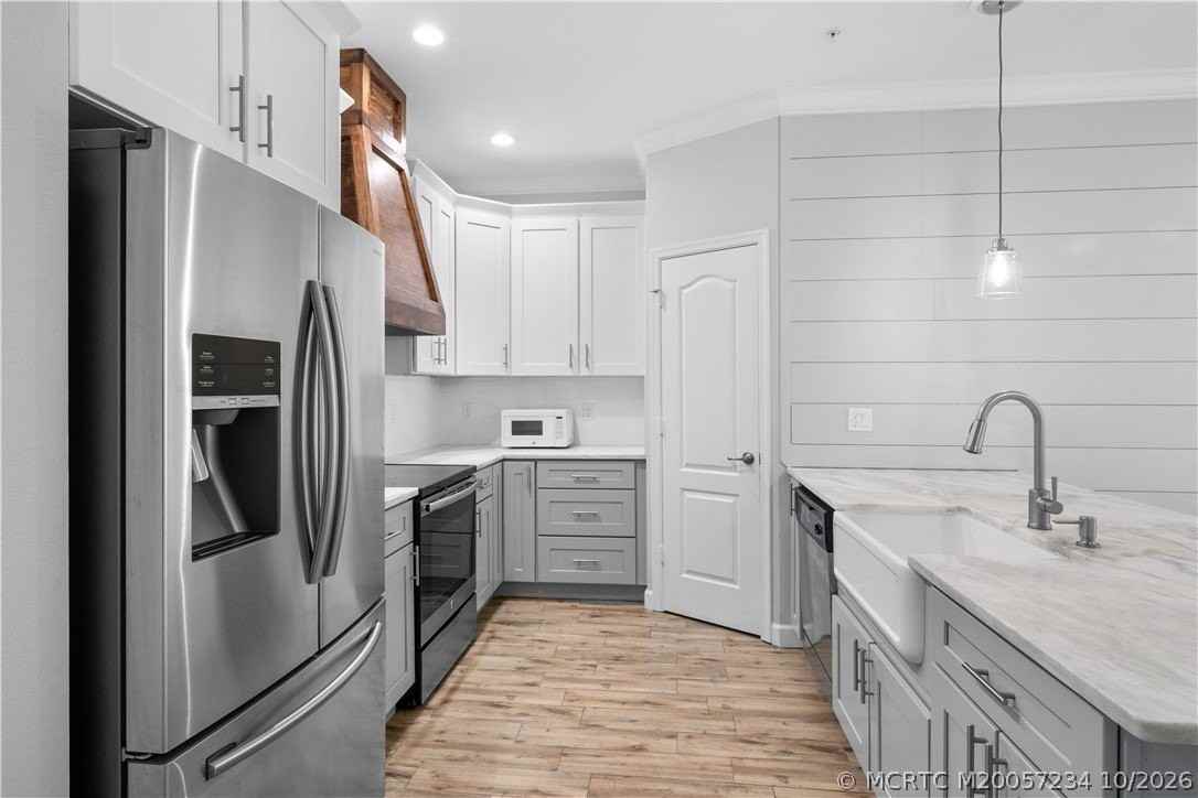 3091 Sw Otter Ln - Photo 4 of 49