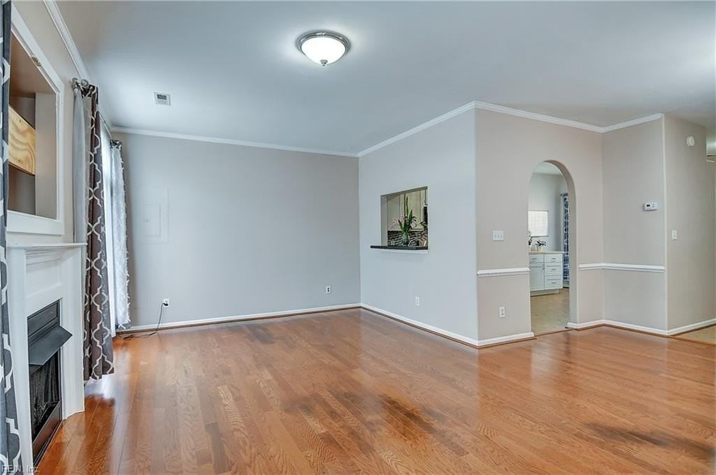 2641 Hartley St - Photo 7 of 35