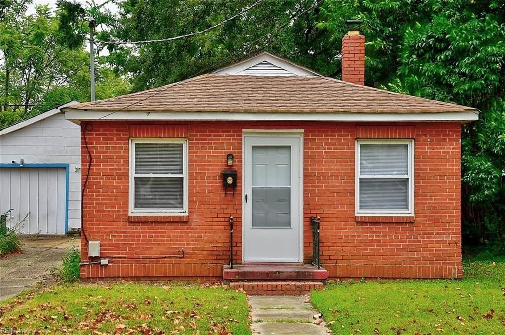 215 Forrest Ave - Photo 2 of 27