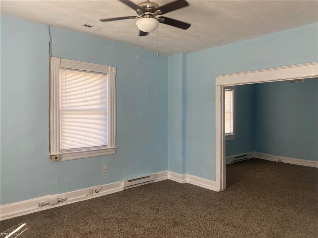 410 Chestnut St - Photo 3 of 5
