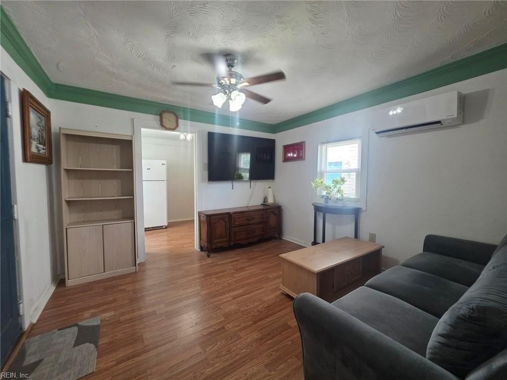 123 Wall St - Photo 7 of 17