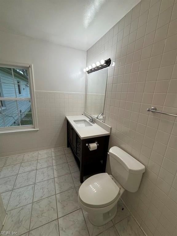 163 Alva Cir - Photo 4 of 34