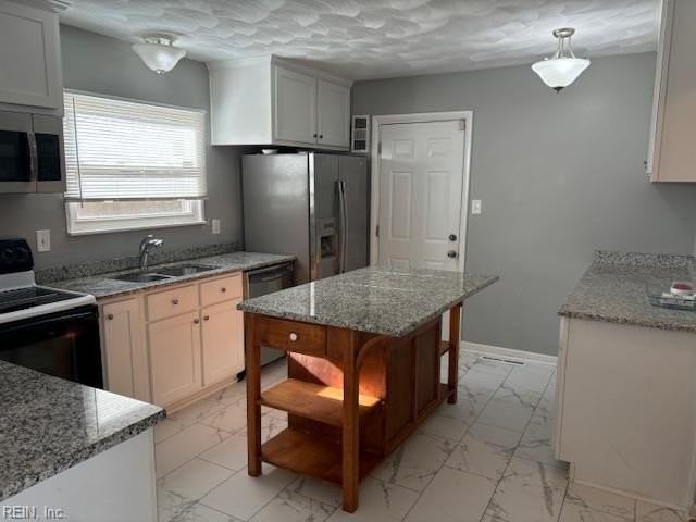 429 Schuyler Rd - Photo 3 of 31