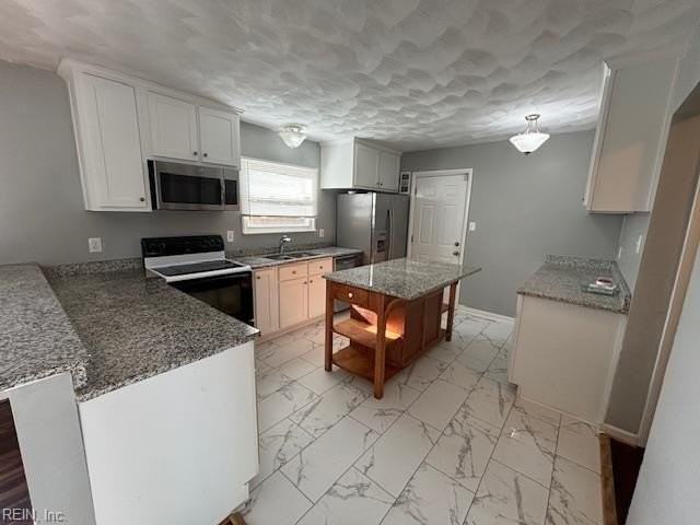 429 Schuyler Rd - Photo 5 of 31