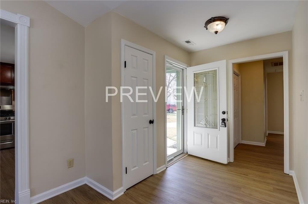 1705 Culmer Ct - Photo 4 of 20