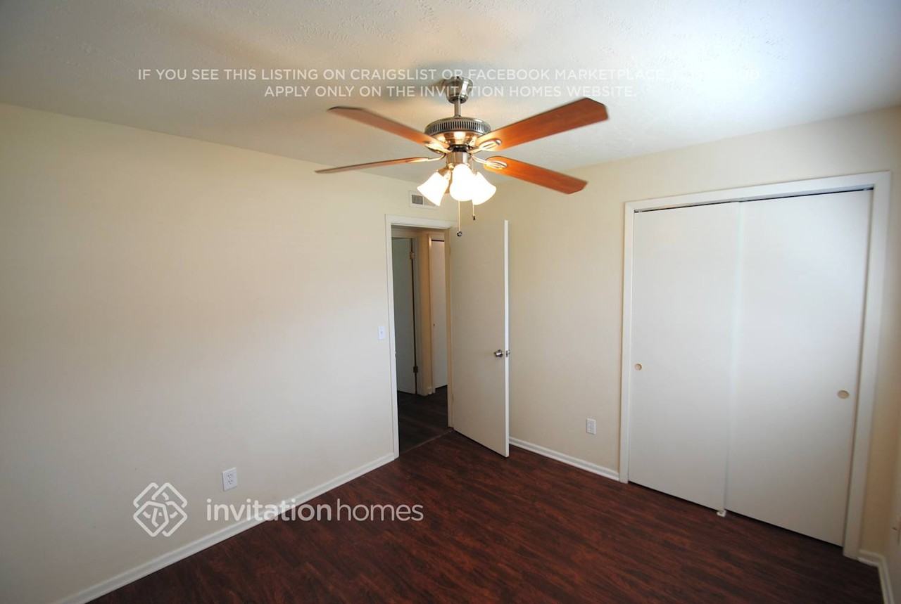 125 Exeter Ave - Photo 4 of 11