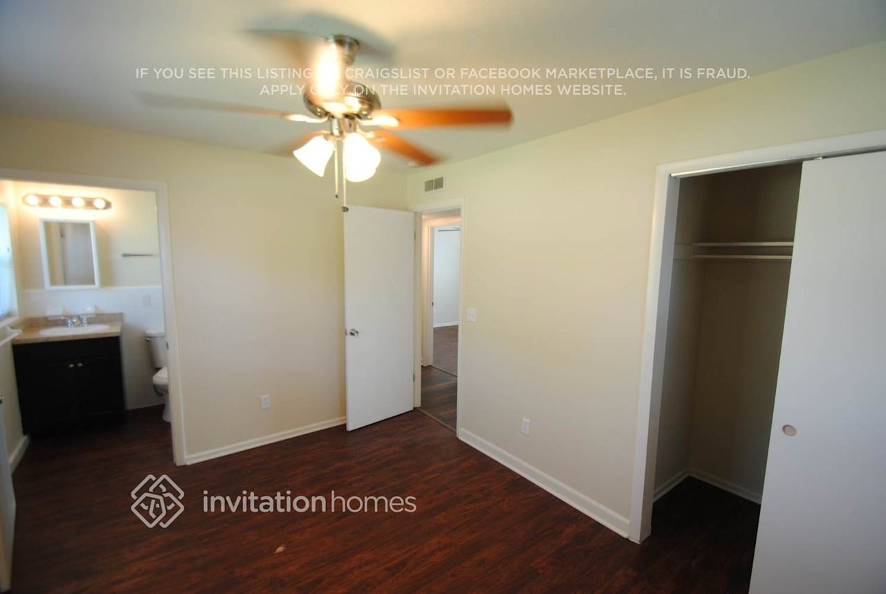 125 Exeter Ave - Photo 7 of 11