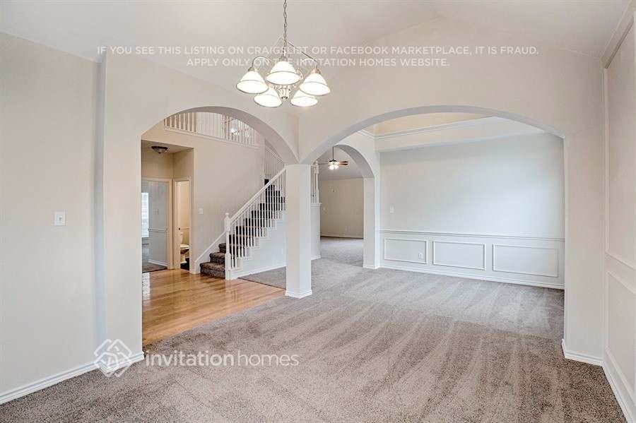 1833 Crabapple Ct - Photo 6 of 20