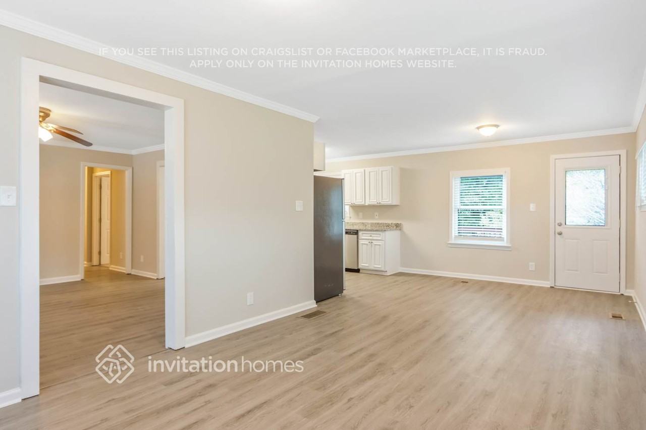 3069 Michael Dr Sw - Photo 7 of 27