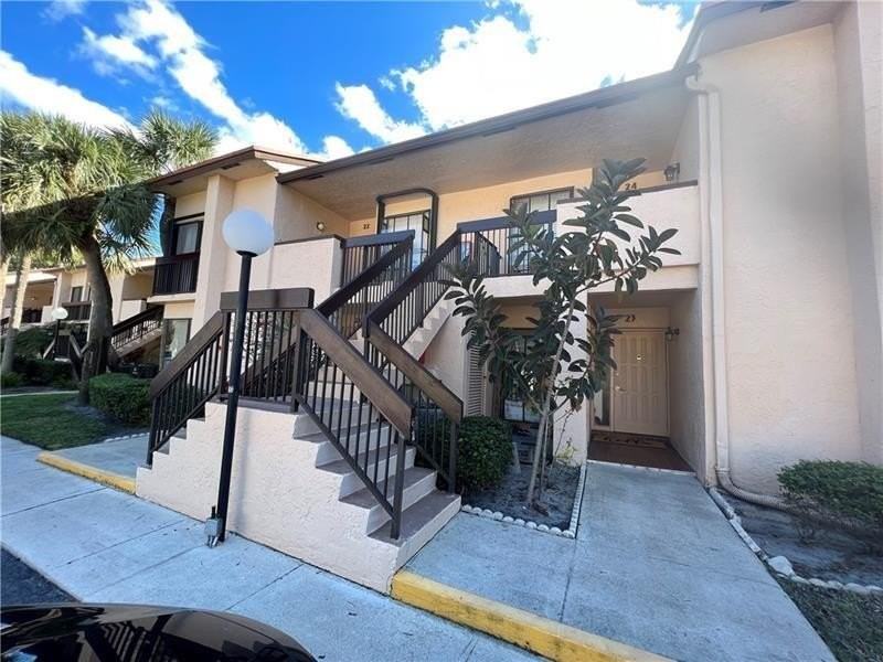 2339 Sw 15th St #24