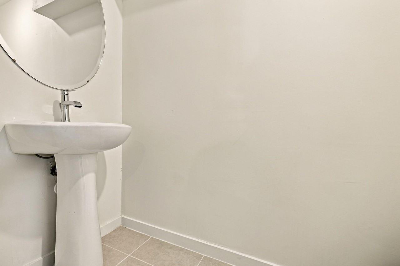 2530 Se 25th Dr - Photo 6 of 33