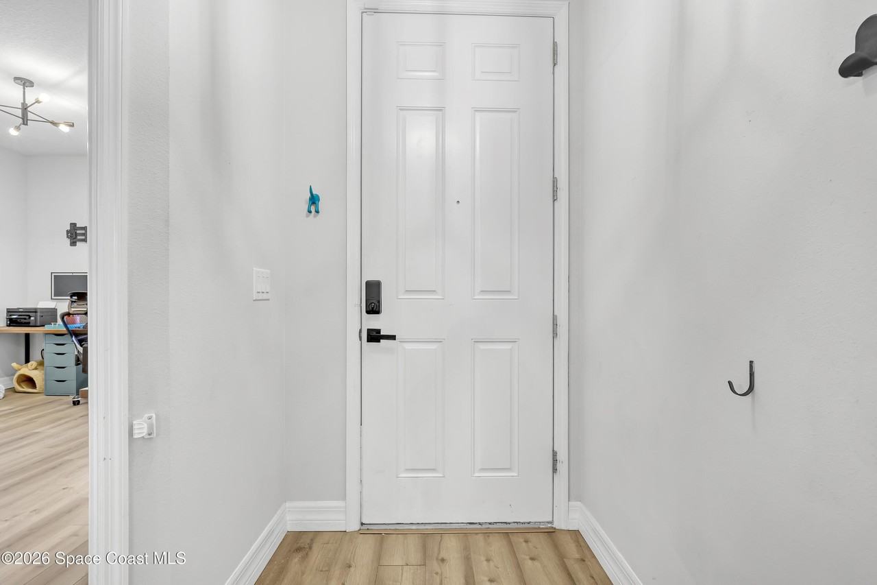 466 Olmsted St Sw - Photo 5 of 39