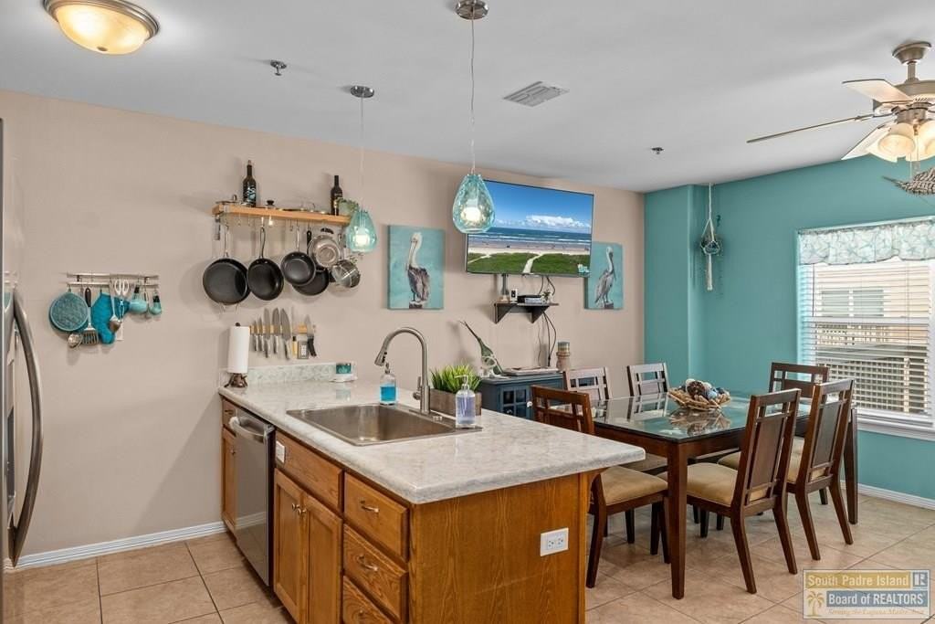 102 E Marlin St #11 - Photo 4 of 26