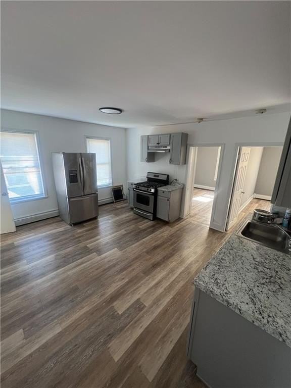 373 Burnside Ave - Photo 2 of 6
