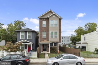 1048 48th Pl Ne - Photo 1 of 1