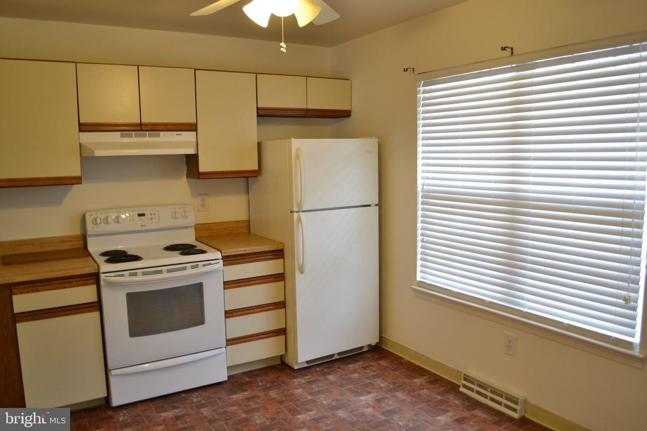 303 Cold Spring Pl - Photo 2 of 19
